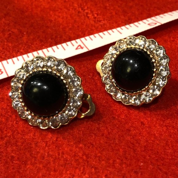 SuperstarClip On Earrings - Picture 5 of 5